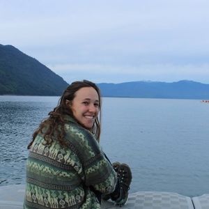 Meet your Posher, Julia